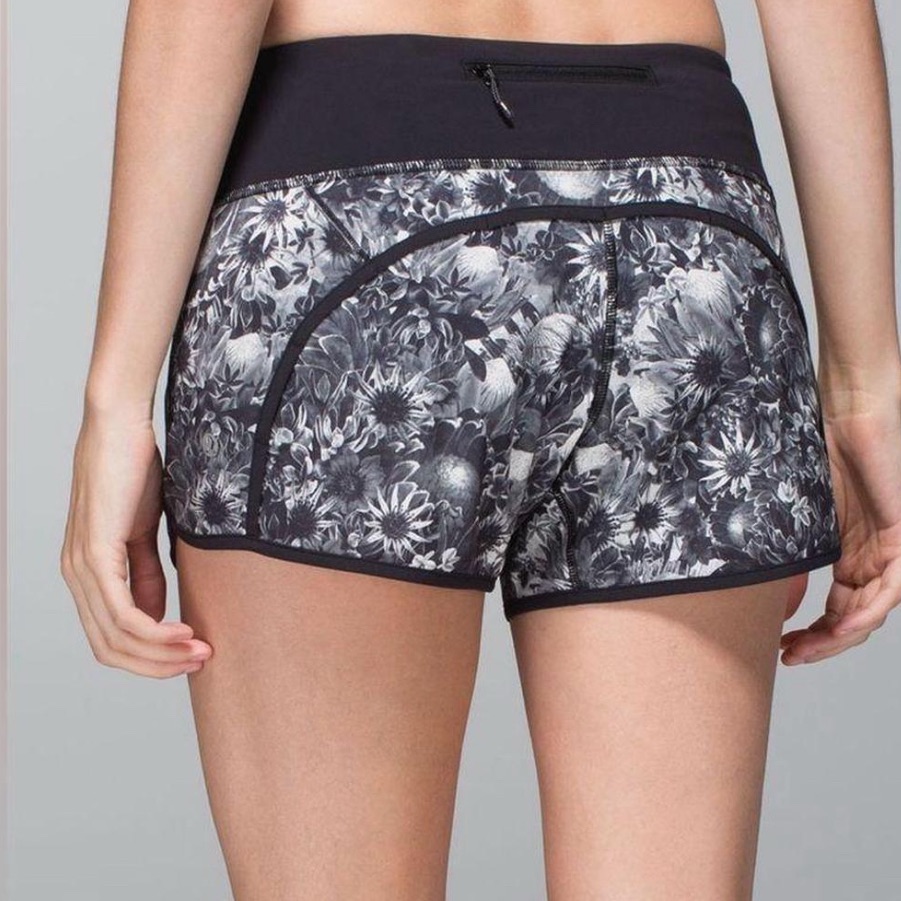 Lululemon Black Floral Print Speed Up Shorts